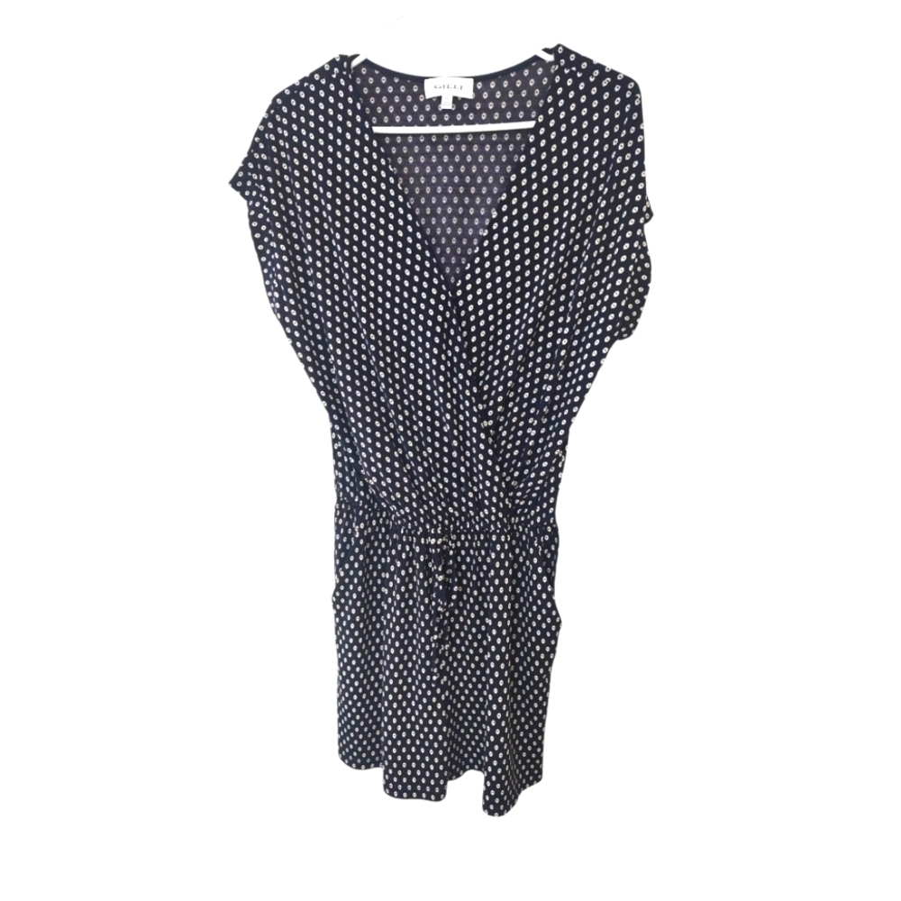 NWOT Gilli Navy and Cream Patterned Jumper, S
